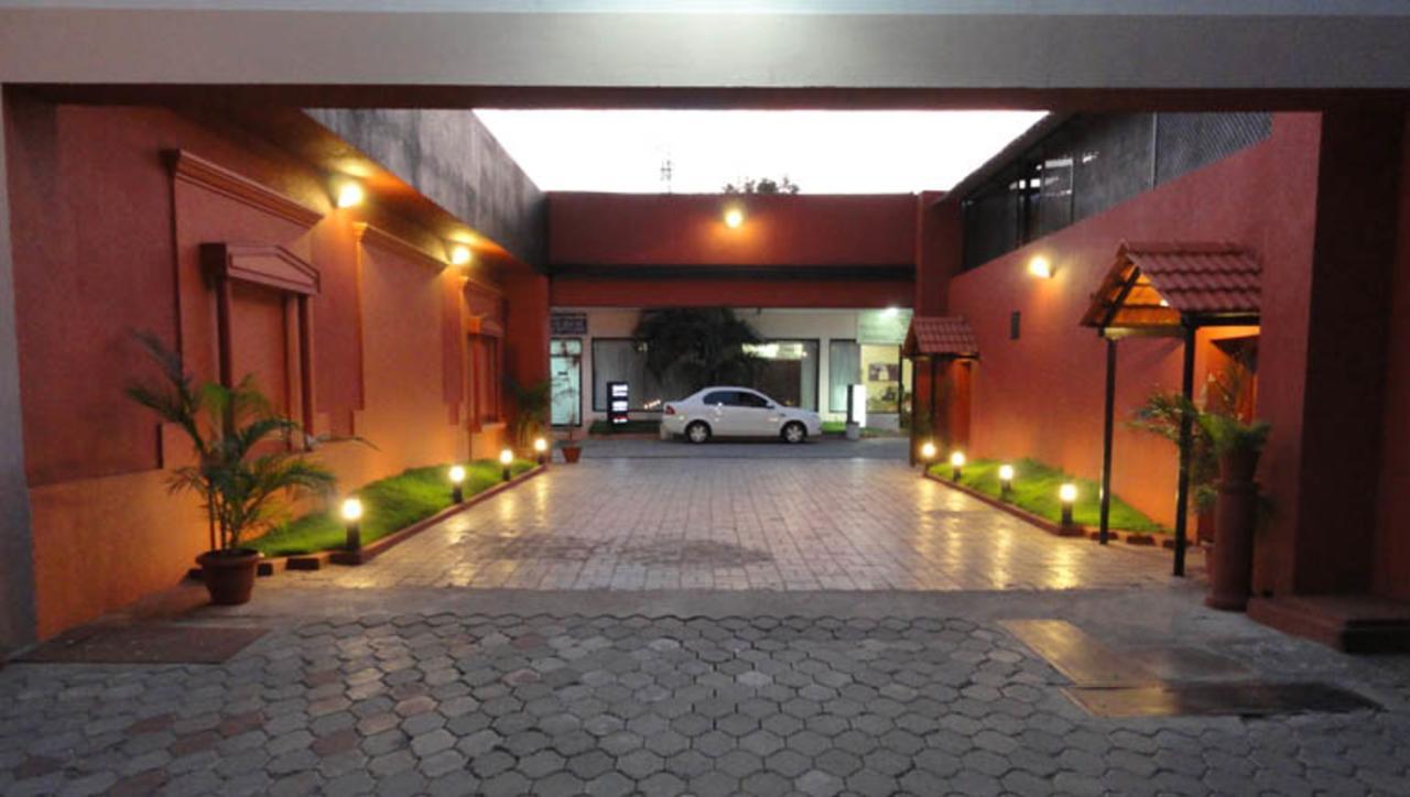 Hotel The Grand Regent Coimbatore Zewnętrze zdjęcie